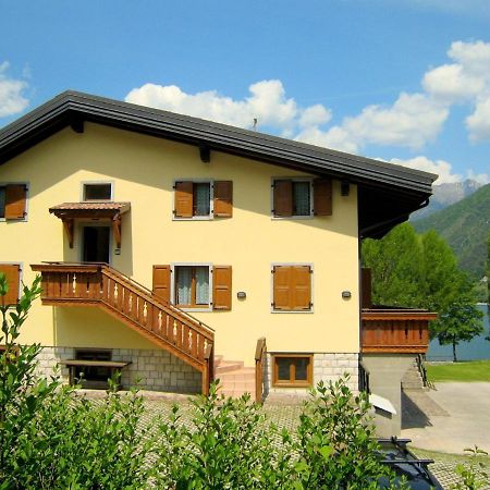 Belvilla By Oyo Villa Etti Bilo - Fronte Lago Molina di Ledro Exteriör bild
