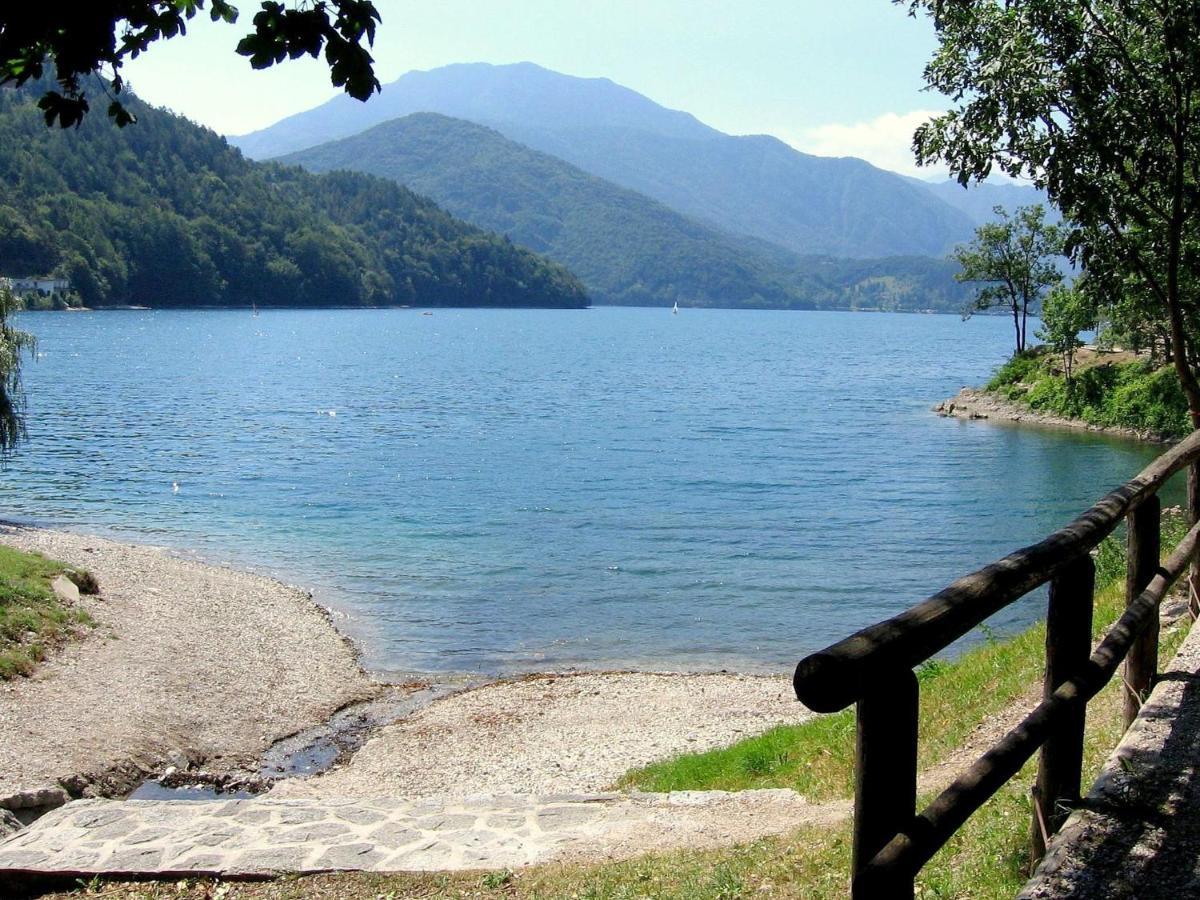 Belvilla By Oyo Villa Etti Bilo - Fronte Lago Molina di Ledro Exteriör bild