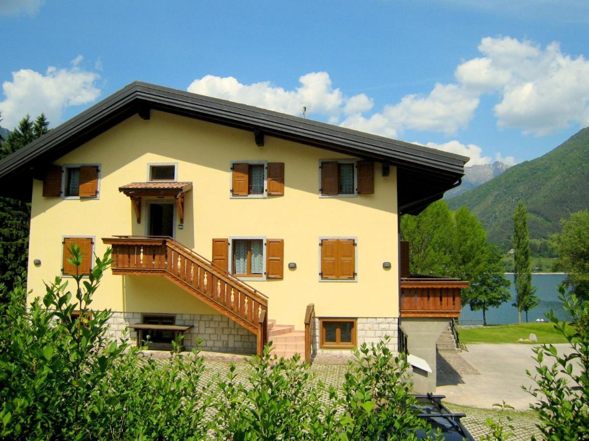 Belvilla By Oyo Villa Etti Bilo - Fronte Lago Molina di Ledro Exteriör bild